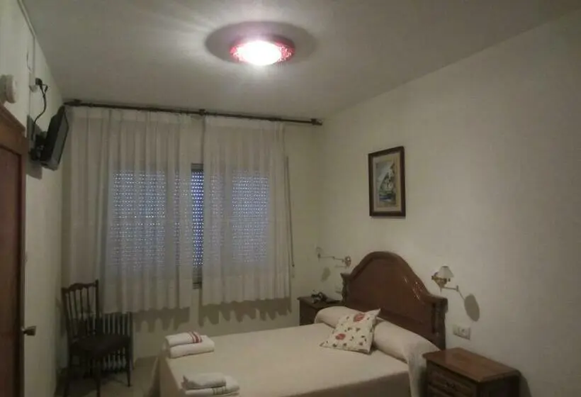 スタンダードルーム, Hostal Conde Rey
