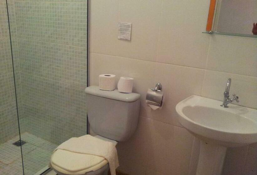 Трехместный Номер Стандарт Вид на Сад, Pousada Luar Do Rosário