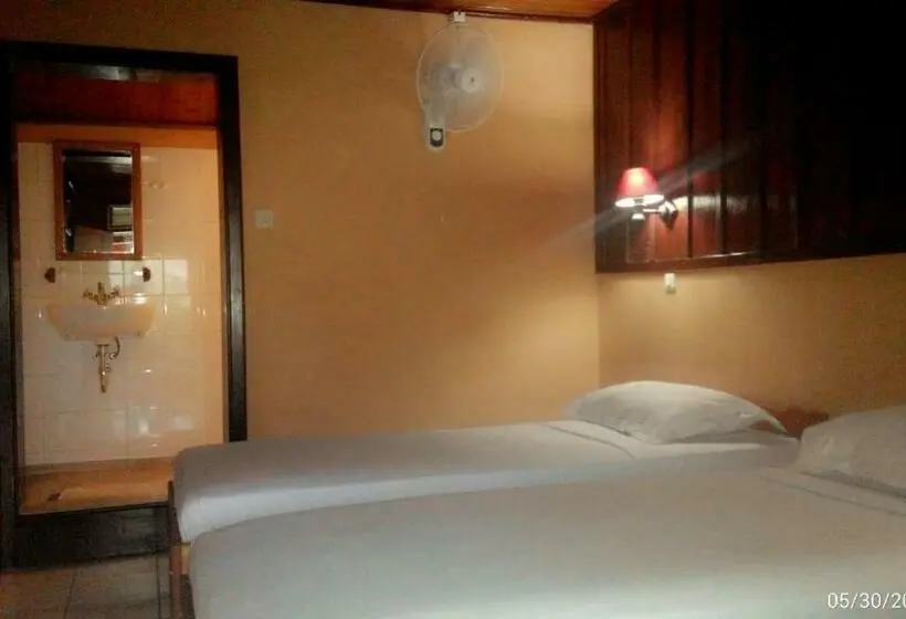 スタンダードルーム, Ue Datu Cottages