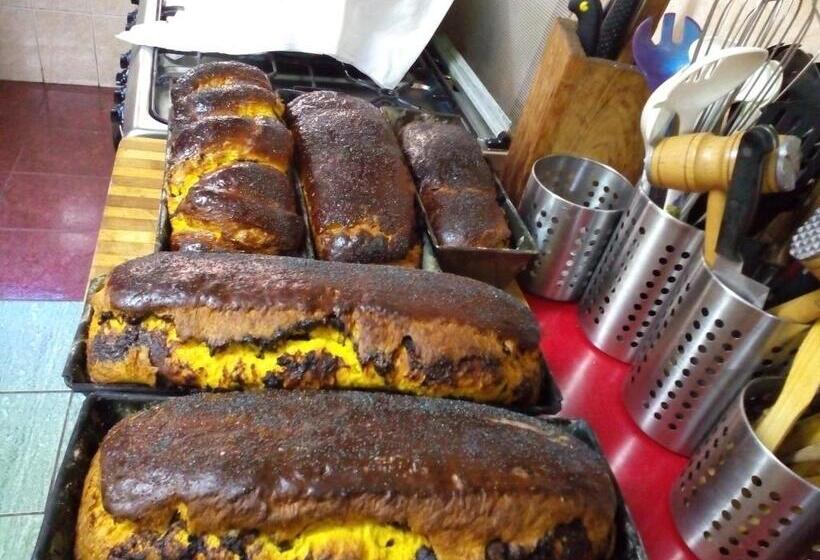 4인용 스탠다드 룸, Pensiunea Ciobanelu