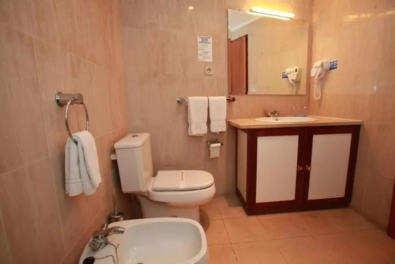 استودیوی استاندارد, Aparthotel Imperatriz