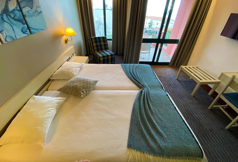 استودیوی استاندارد, Aparthotel Imperatriz