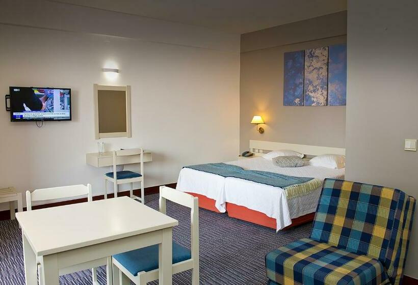 استودیوی استاندارد, Aparthotel Imperatriz