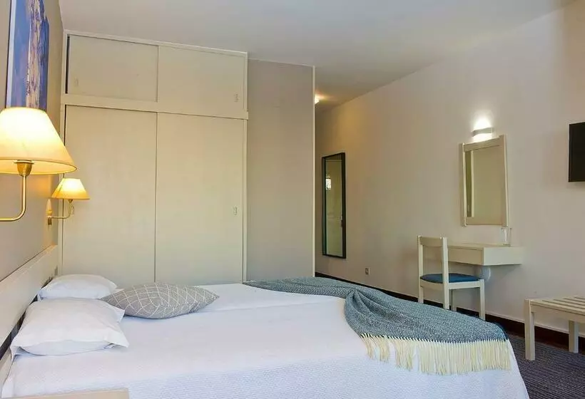استودیوی استاندارد, Aparthotel Imperatriz