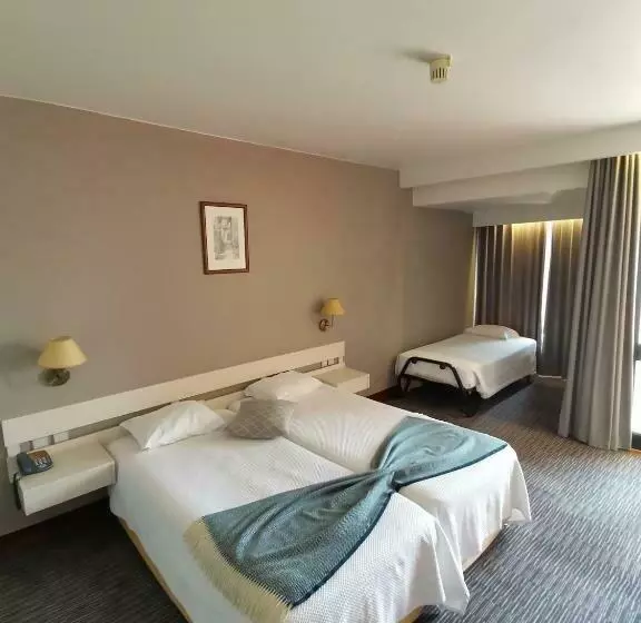 استودیوی استاندارد, Aparthotel Imperatriz