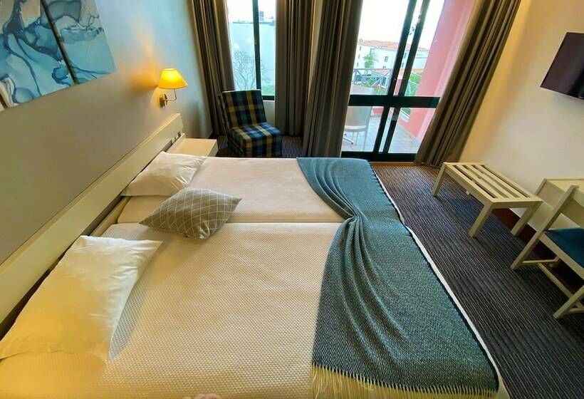 استودیوی استاندارد, Aparthotel Imperatriz