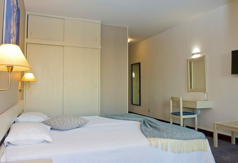 استودیوی استاندارد, Aparthotel Imperatriz