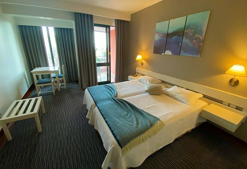 استودیوی استاندارد با چشمانداز دریا, Aparthotel Imperatriz