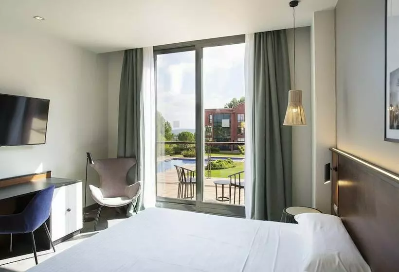 اتاق استاندارد با تراس, Dolce by Wyndham Barcelona Resort