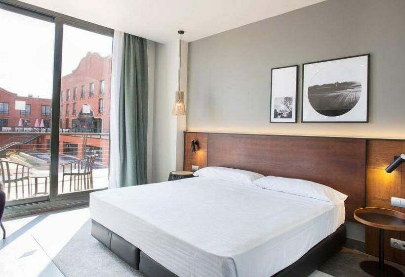 חדר סטנדרט עם טרסה, Dolce by Wyndham Barcelona Resort