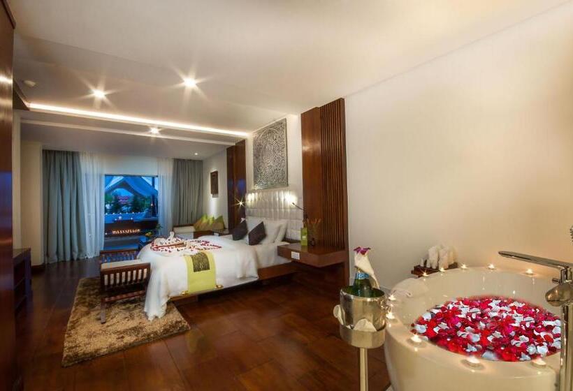 Люкс Клуб, Borei Angkor Resort & Spa