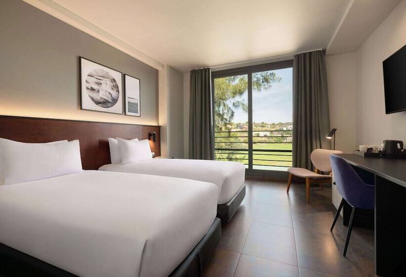 Номер Стандарт Вид на Сад, Dolce by Wyndham Barcelona Resort