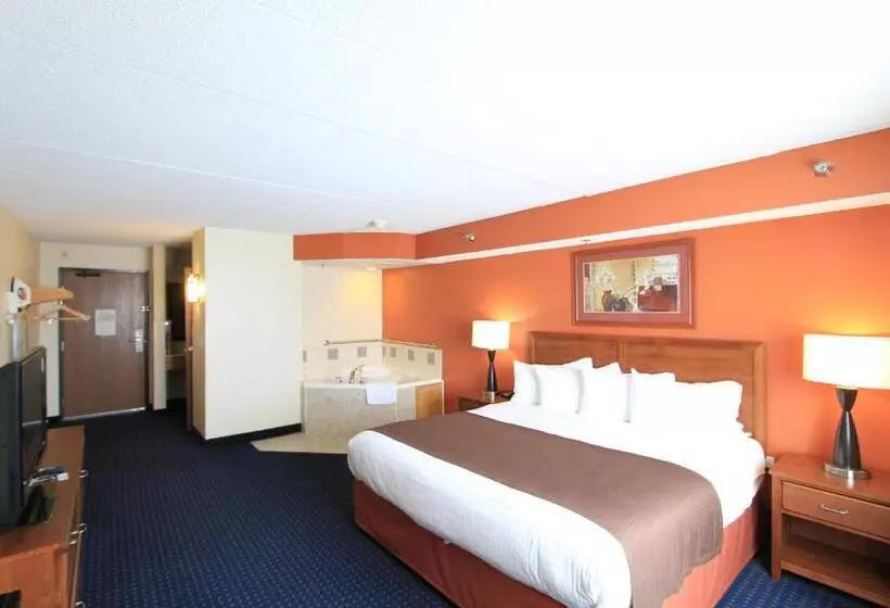 سوییت سوپریور, Americinn By Wyndham Cedar Rapids Airport