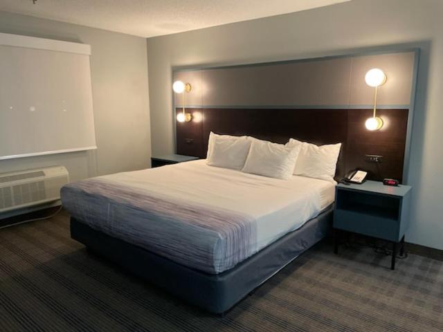 غرفة ديلوكس سرير كينج, Americinn By Wyndham Peoria