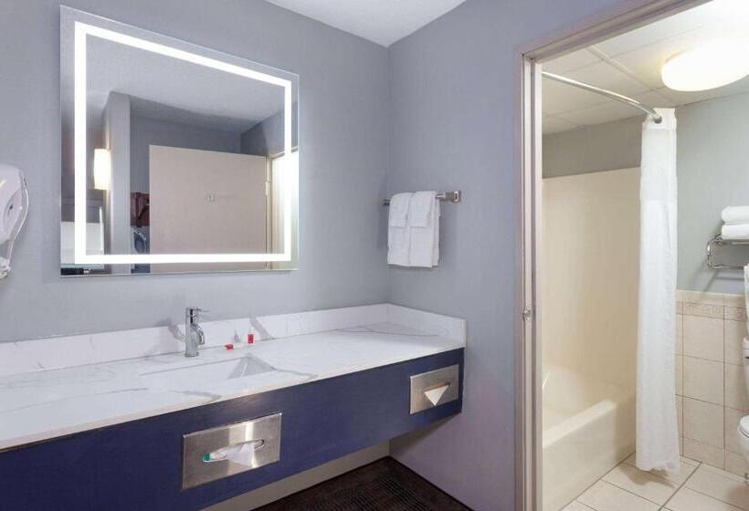 إستوديو قياسى سرير كينج, Americinn By Wyndham Peoria