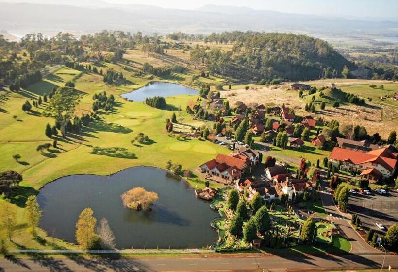 带双人大床的行政管理套房, Tamar Valley Resort Grindelwald