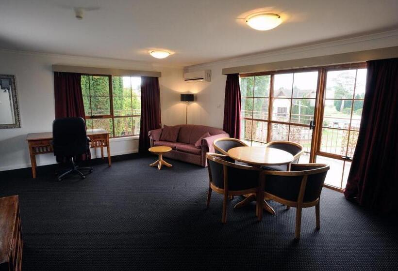 带双人大床的行政管理套房, Tamar Valley Resort Grindelwald