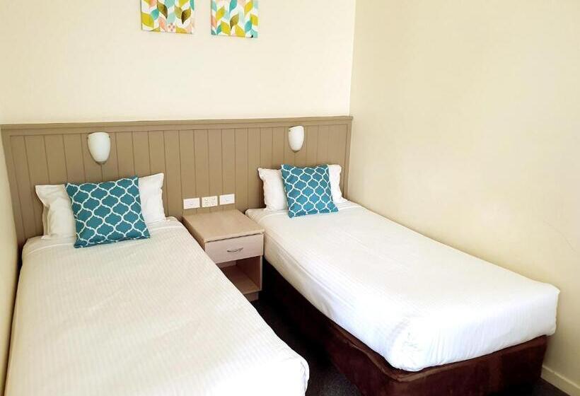 اتاق خانوادگی, Ballina Beach Resort