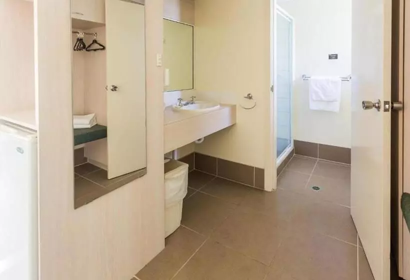 اتاق خانوادگی, Ballina Beach Resort
