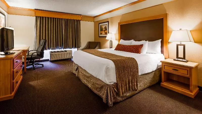 キングサイズベッドのスイートルーム, Best Western Plus Sidney Lodge