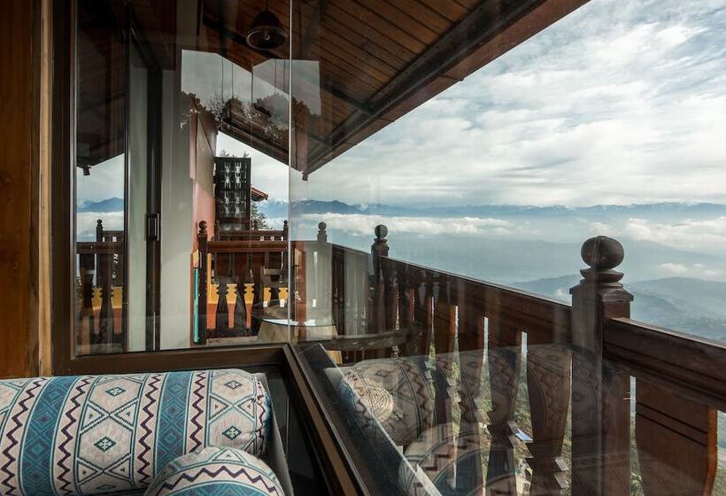 سوییت جونیور, Country Villa