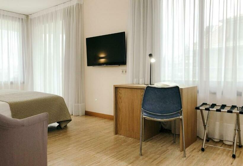 חדר סטנדרט עם טרסה, Gran Hotel Victoria