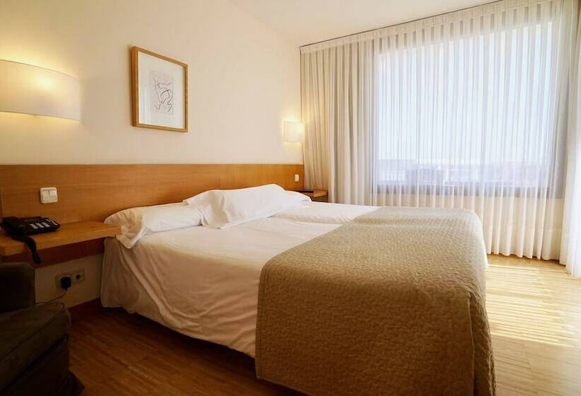 חדר סטנדרט עם טרסה, Gran Hotel Victoria