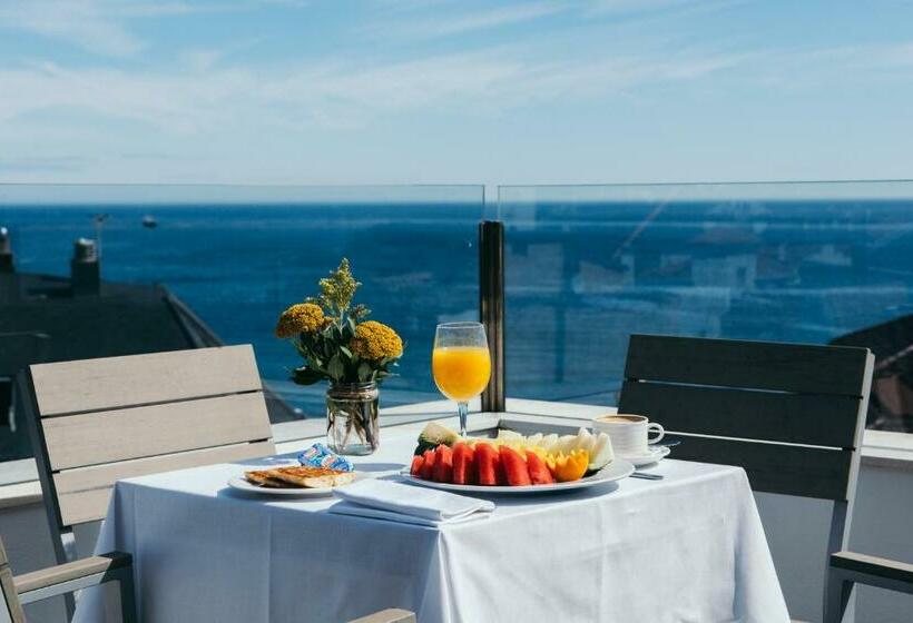 סוויטת ג'וניור דלוקס, Gran Hotel Victoria