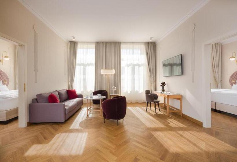 سوئیت 2 خوابه, Grand Hotel Union Eurostars