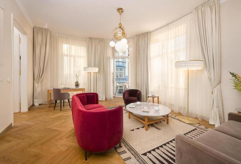 سوییت, Grand Hotel Union Eurostars