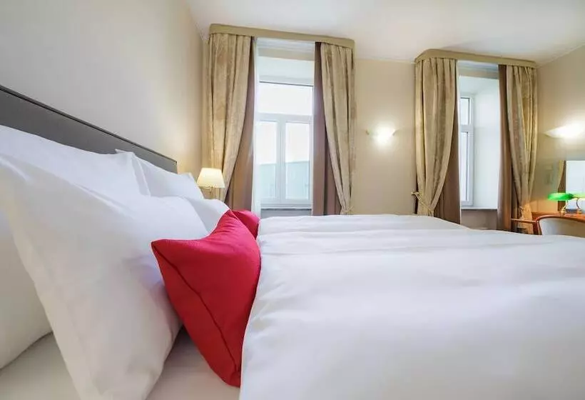 コンフォートルーム, Grand Hotel Union Eurostars