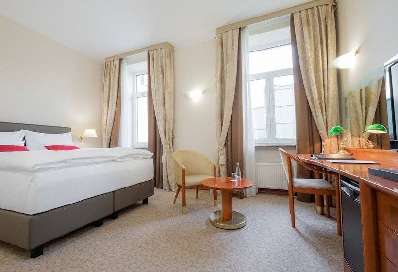 اتاق راحتی, Grand Hotel Union Eurostars