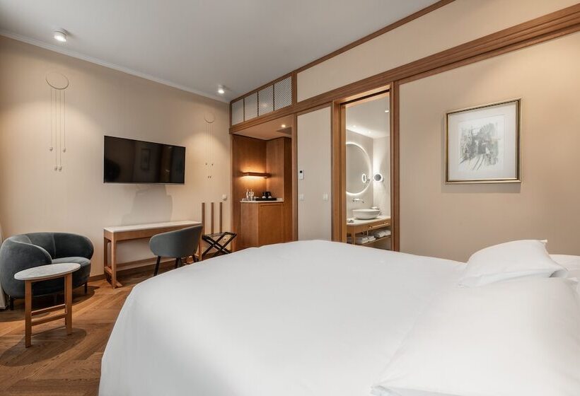 اتاق راحتی, Grand Hotel Union Eurostars