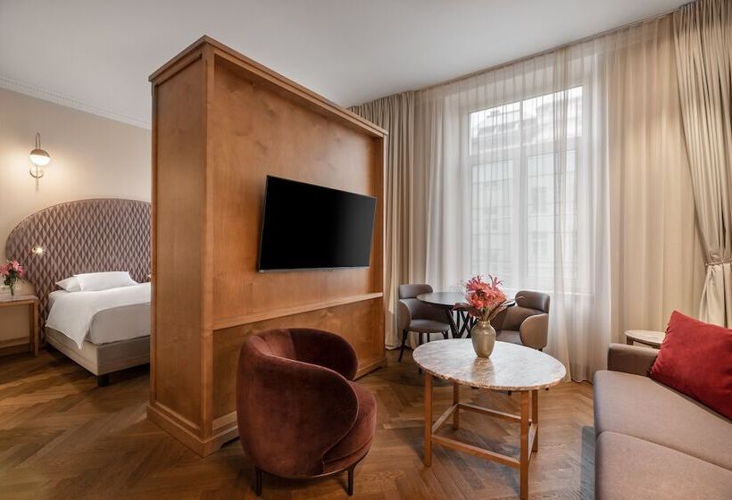 سوییت جونیور, Grand Hotel Union Eurostars