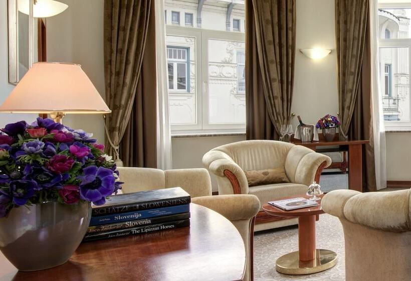 سوییت, Grand Hotel Union Eurostars