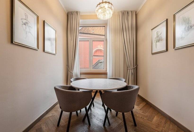 سوییت, Grand Hotel Union Eurostars