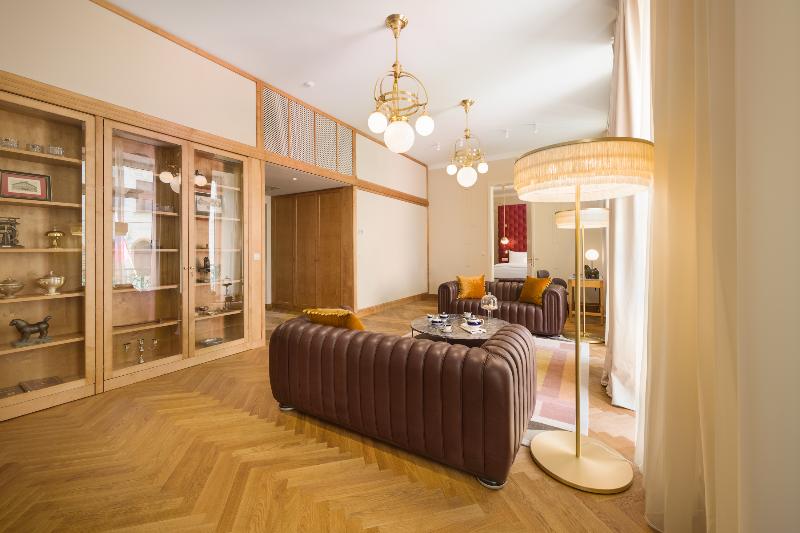 سوییت, Grand Hotel Union Eurostars