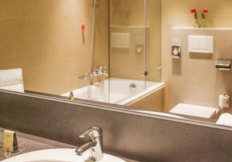 اتاق راحتی, Grand Hotel Union Eurostars