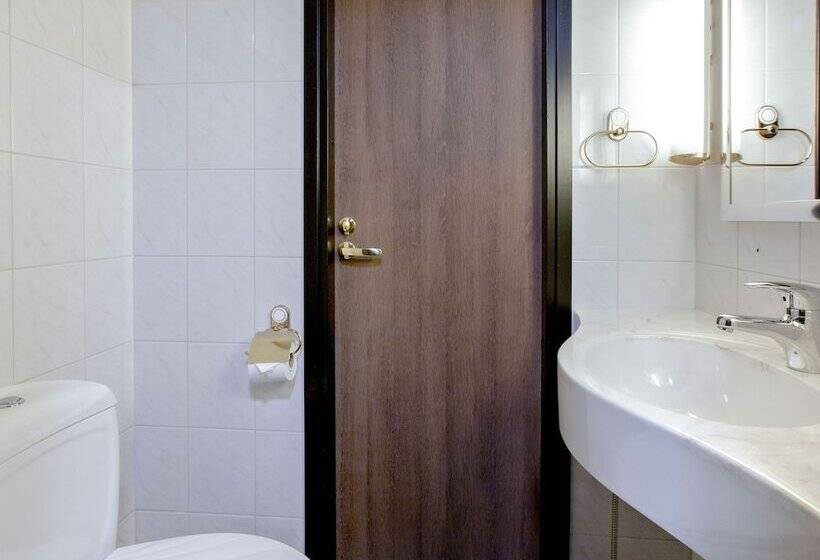 수피리어 룸 퀸 침대, Holiday Club Turun Caribia