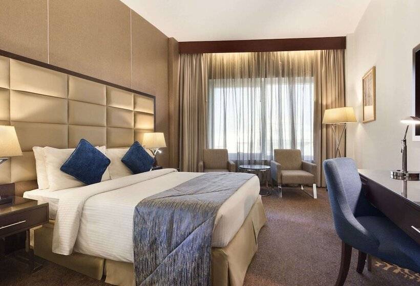 Номер Deluxe, Howard Johnson Bur Dubai
