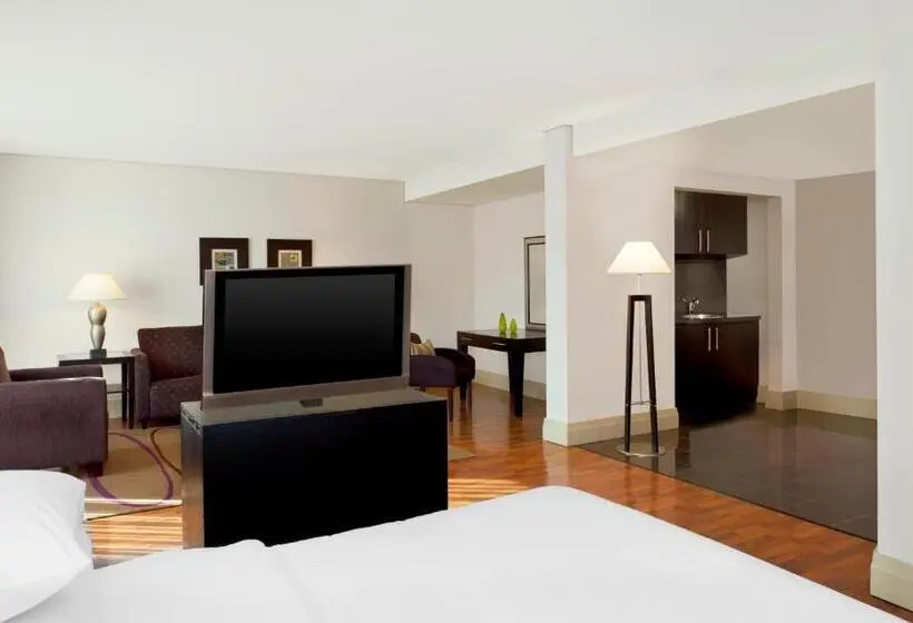 سوییت, Mak Albania