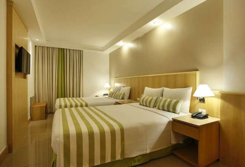 חדר סטנדרט לשלושה, Royal Rio Palace