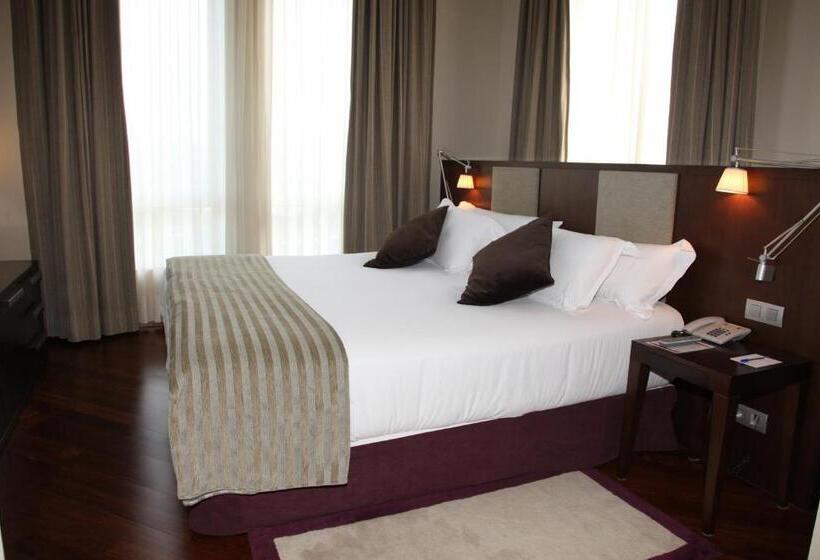 غرفة سوبيريور, Urh Palacio De Oriol