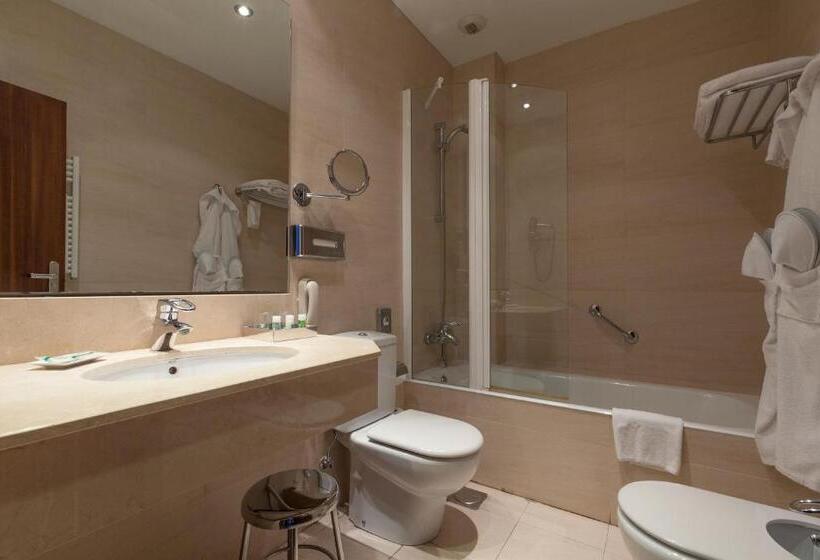 חדר סופריור, Urh Palacio De Oriol