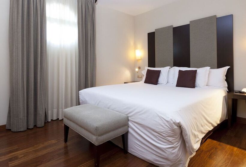 غرفة سوبيريور, Urh Palacio De Oriol