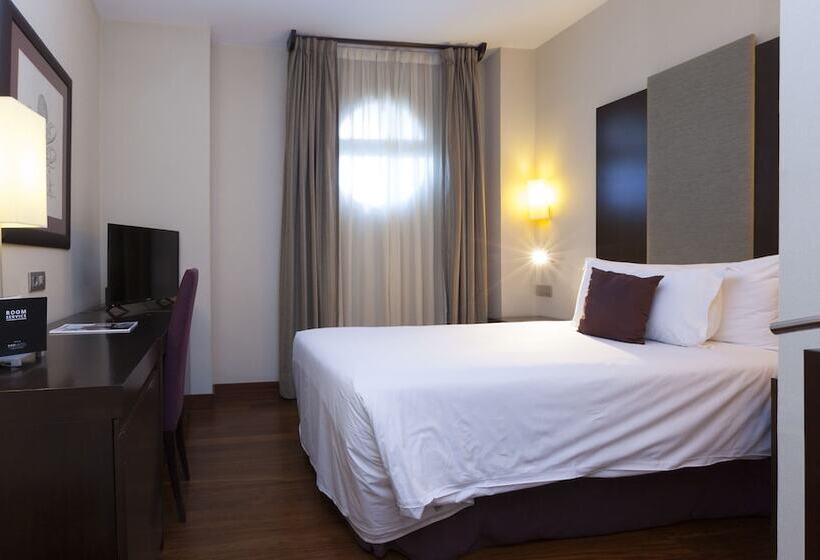 חדר סטנדרט יחיד, Urh Palacio De Oriol