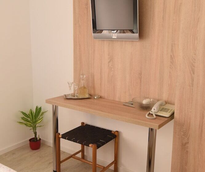 غرفة قياسية فردية, Vicko