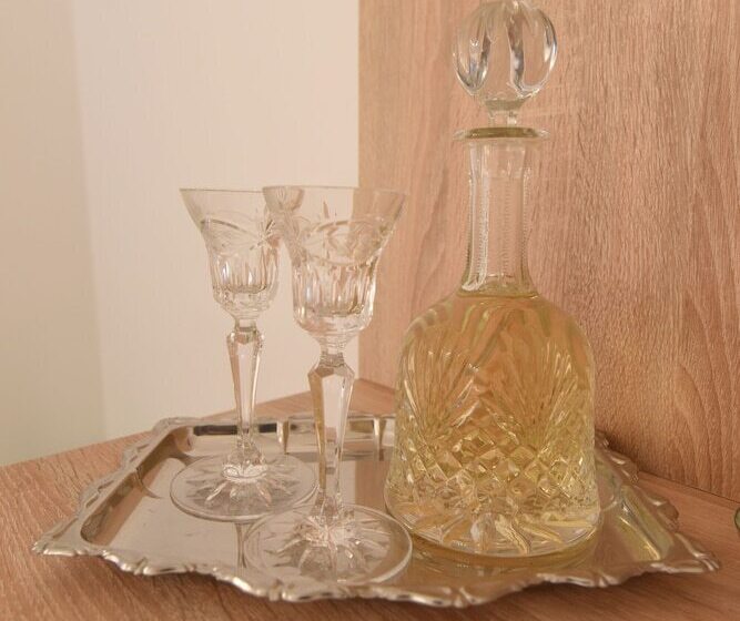 غرفة قياسية, Vicko