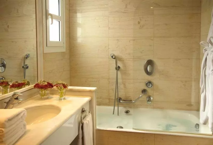 ファミリールーム, Neptune Luxury Resort