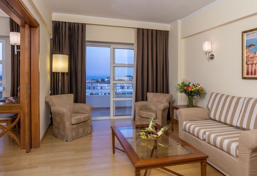 סוויטה, Neptune Luxury Resort